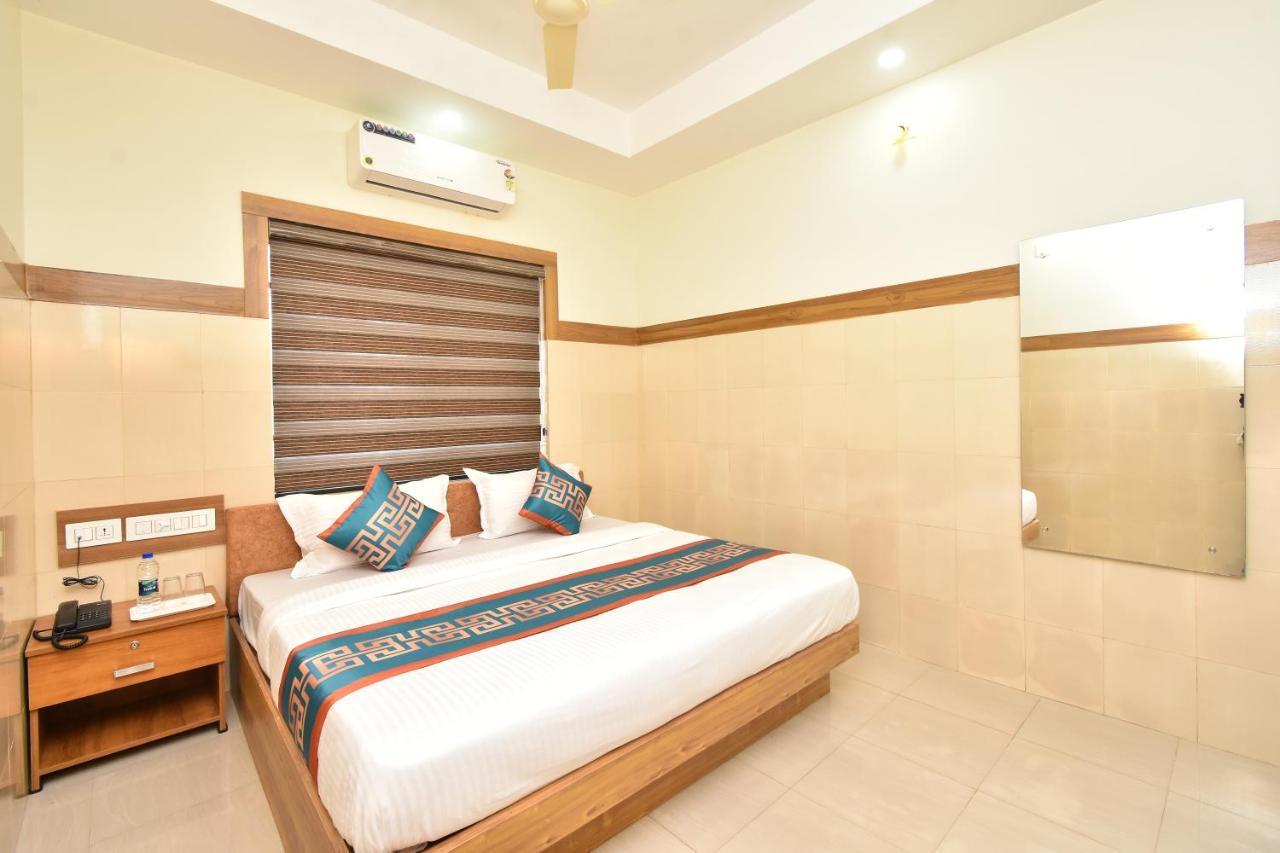 Hotel Kannur Capital Caltex Extérieur photo