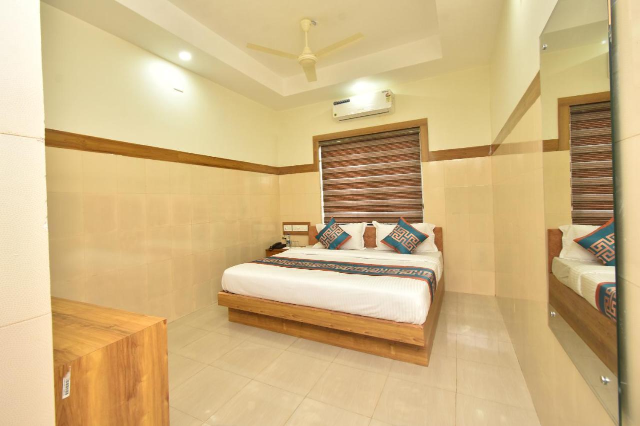 Hotel Kannur Capital Caltex Extérieur photo