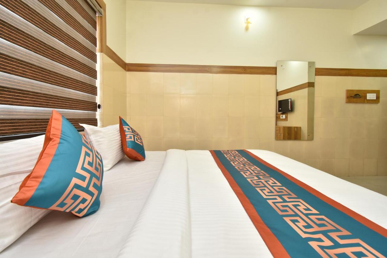 Hotel Kannur Capital Caltex Extérieur photo